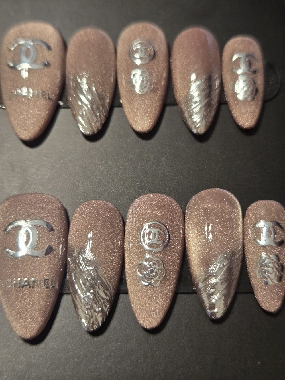 Metallic Mauve Press-On Nail Set with Silver Accents